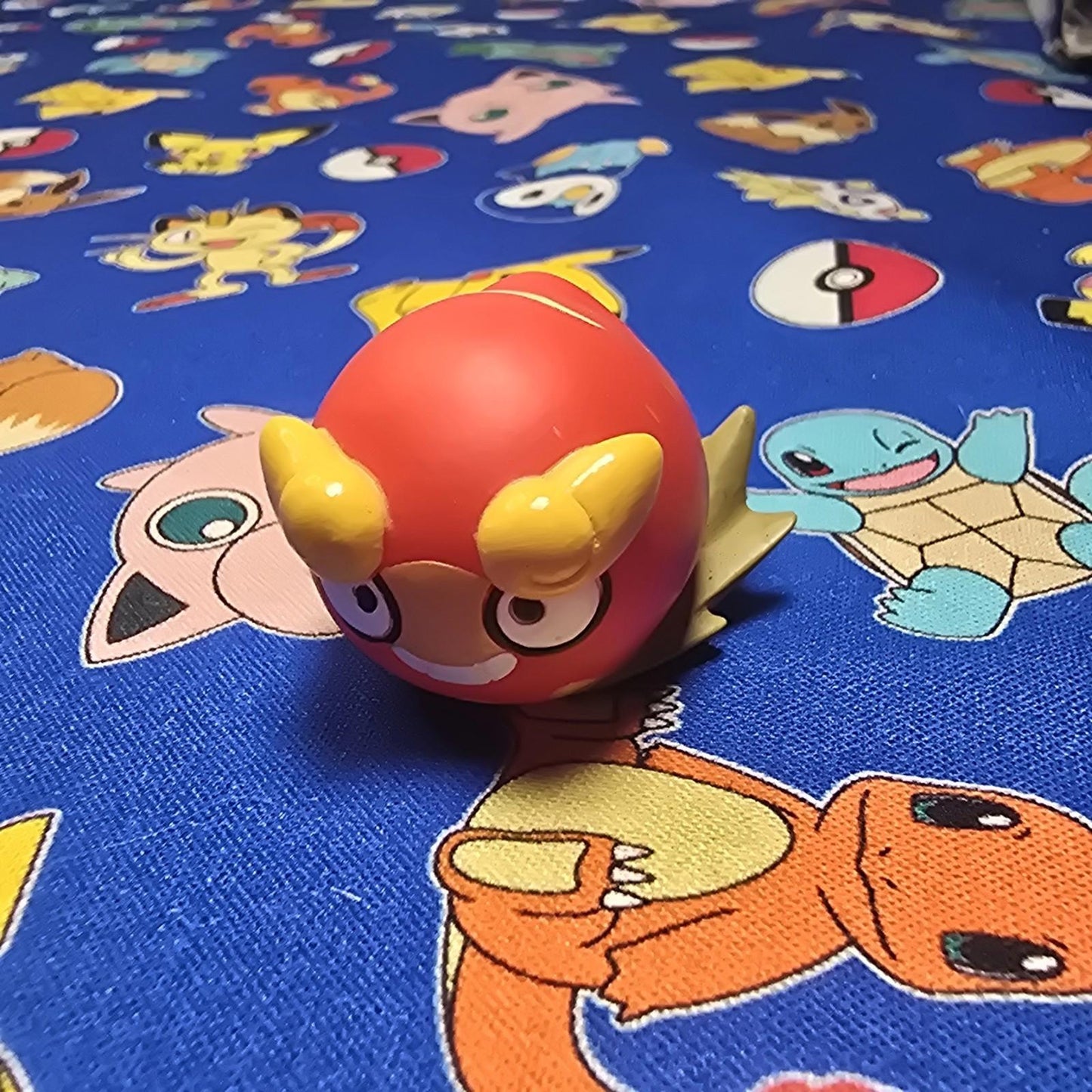 Pokemon Darumaka Figure Finger Puppet 2011 Nintendo Bandai PVC Japan US Seller