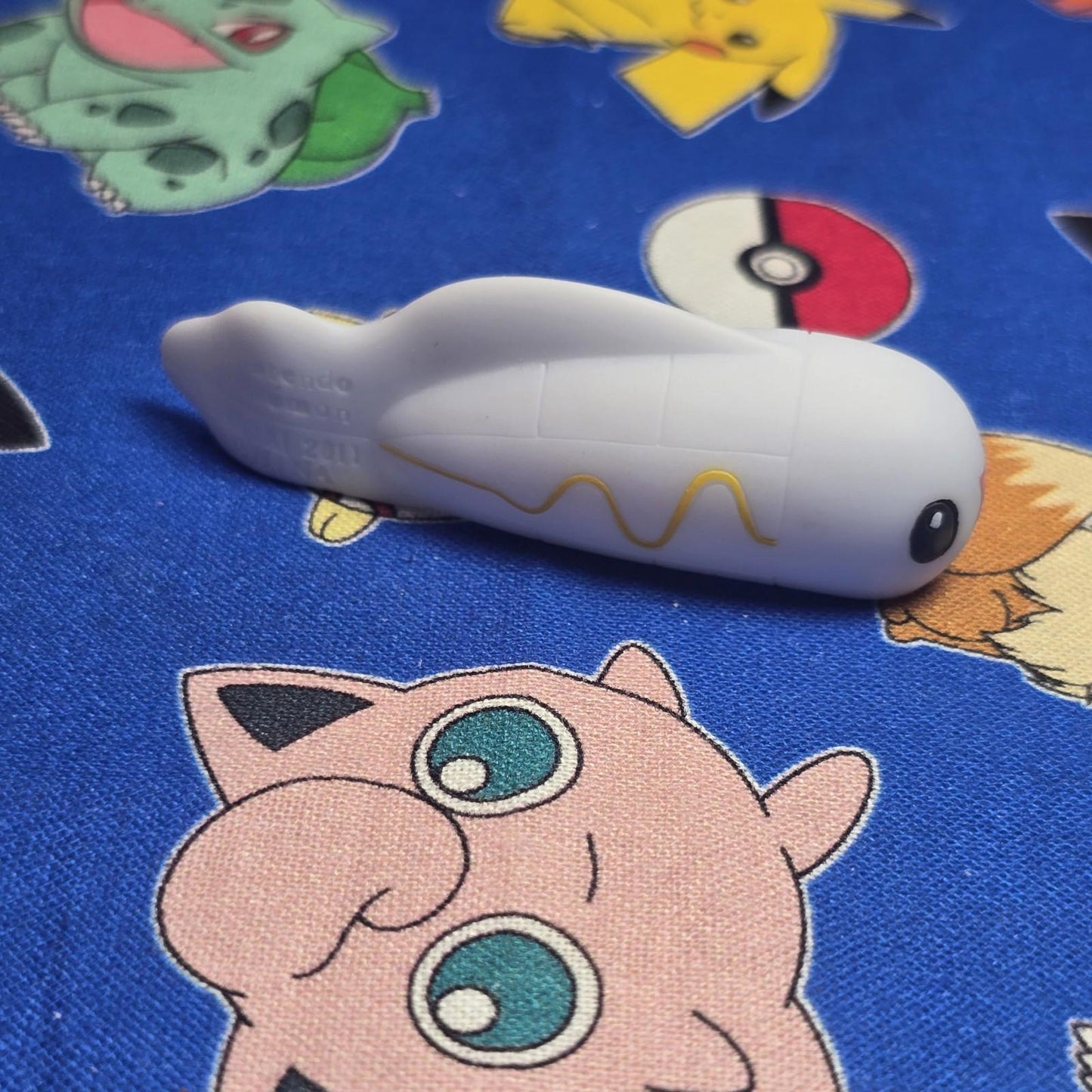 Pokemon Tynamo Figure Finger Puppet 2011 Nintendo Bandai PVC Japan US Seller