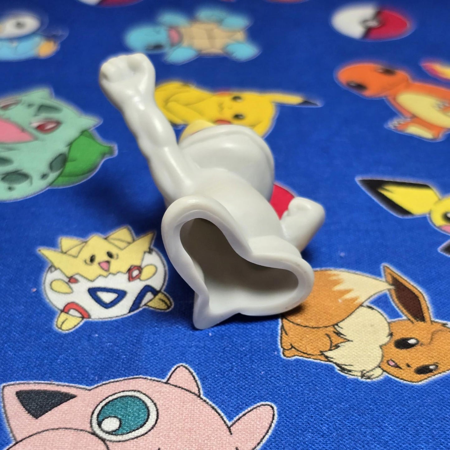 Pokemon Machop Figure Finger Puppet 2006 Nintendo PVC Japan Bandai USA Seller