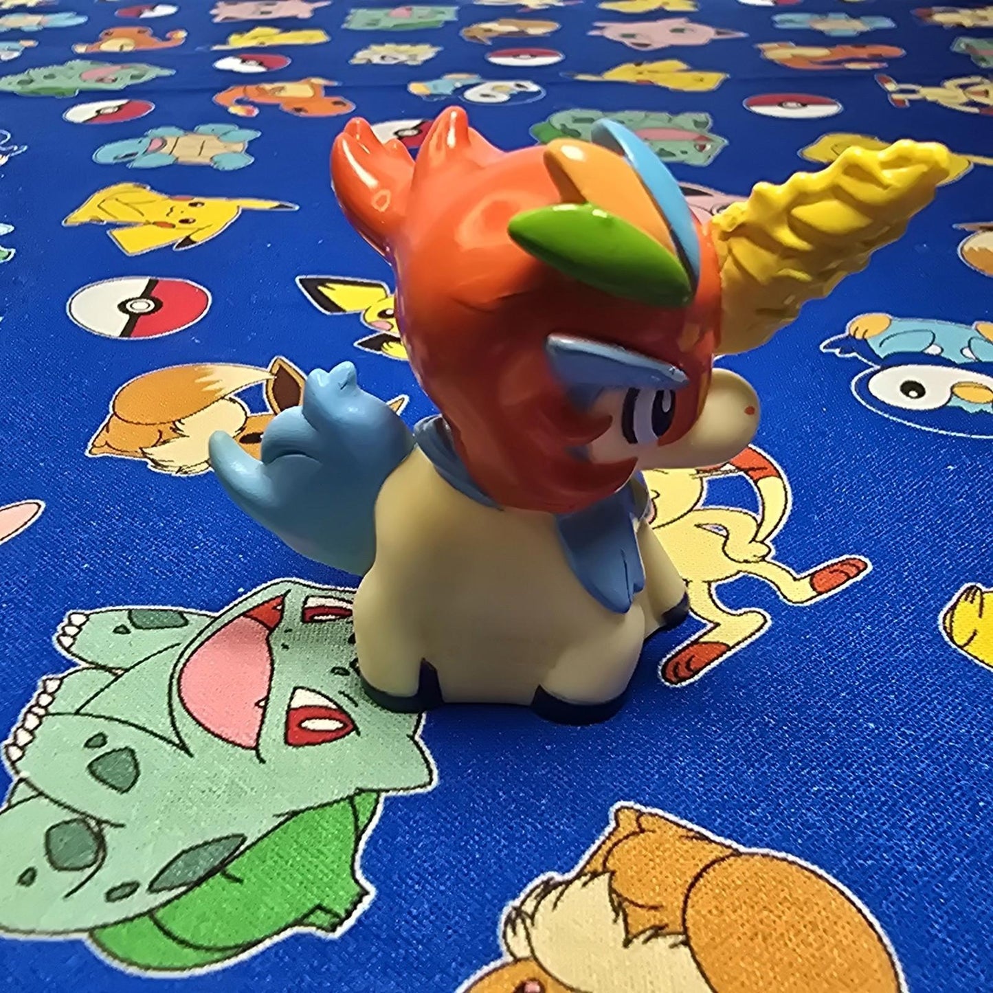 Pokemon Keldeo Figure Finger Puppet 2012 Nintendo Bandai PVC Japan USA Seller