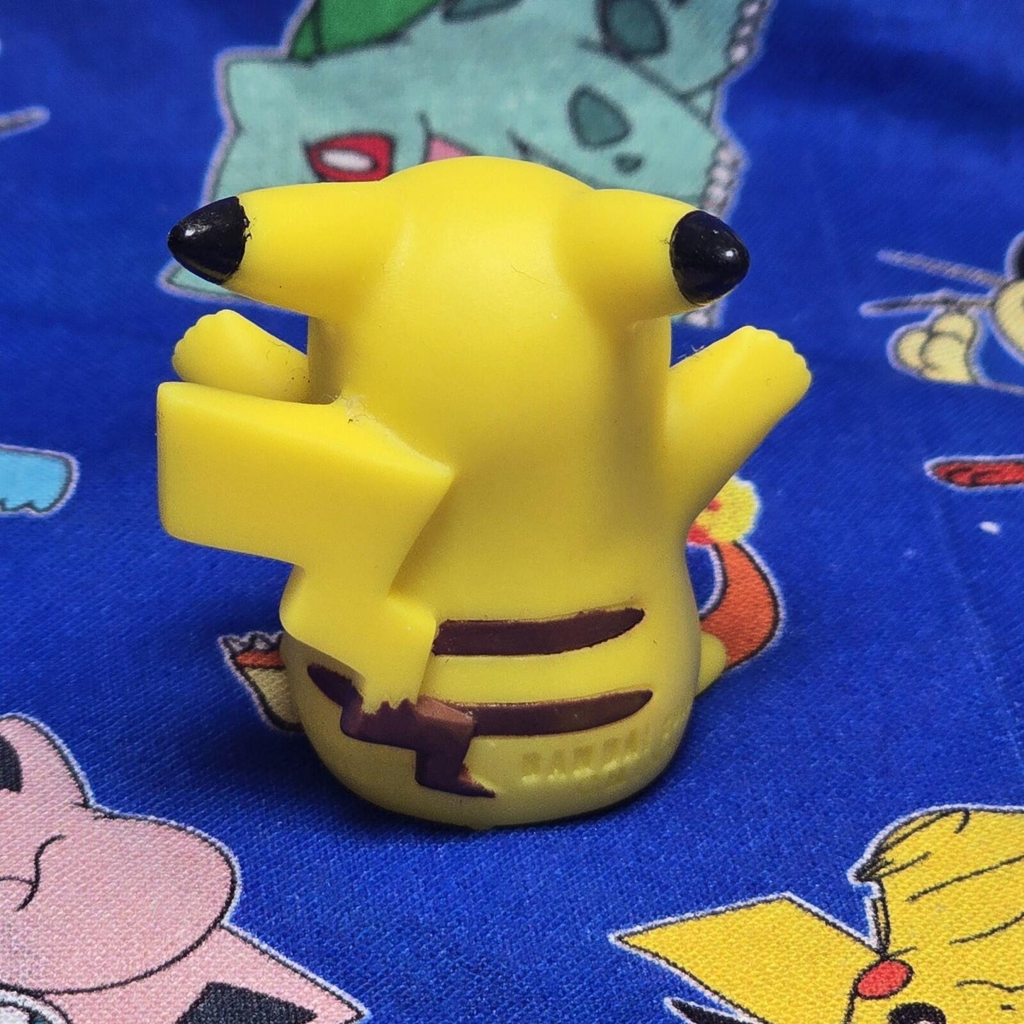 Pokemon Pikachu Happy Figure Finger Puppet 2012 Nintendo Bandai Japan USA Seller