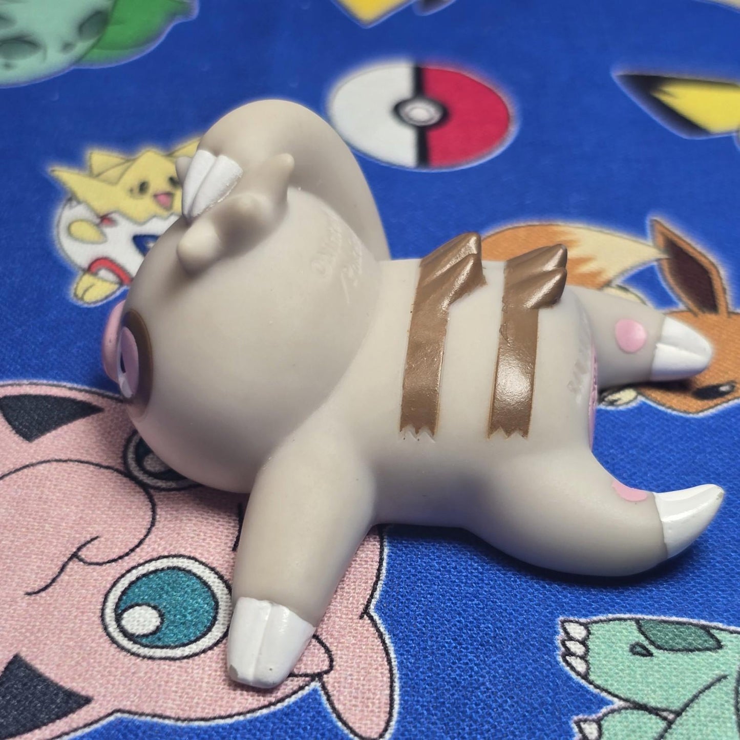 Pokemon Slakoth Figure Finger Puppet 2004 Nintendo Bandai PVC Vintage Japan USA