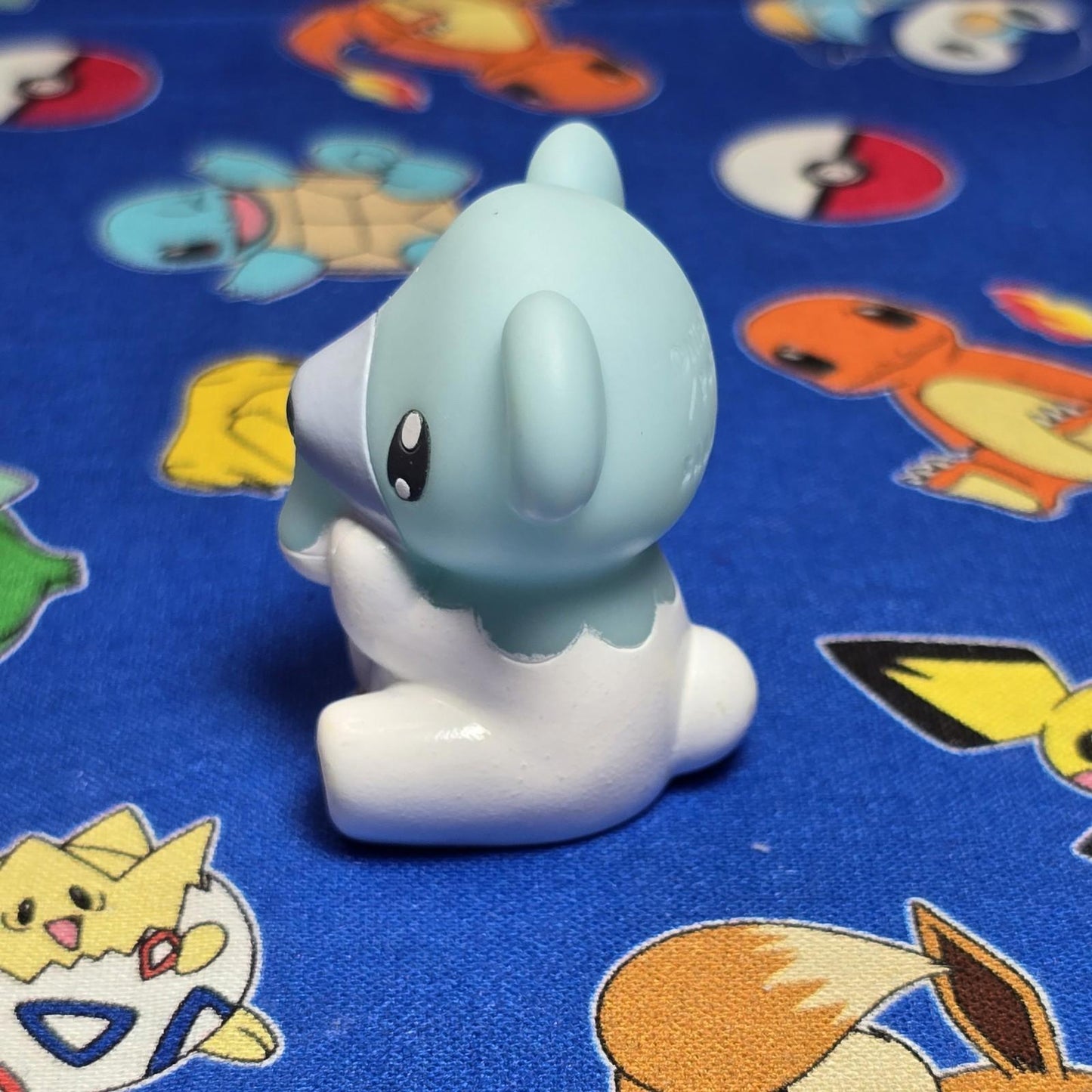Pokemon Cubchoo Figure Finger Puppet 2011 Nintendo Bandai PVC Japan USA Seller