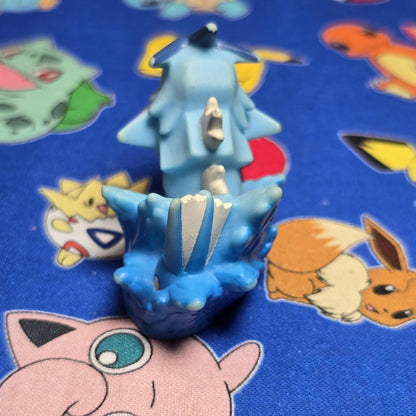 Pokemon Gyarados Figure Finger Puppet 2009 Nintendo Bandai PVC Japan USA Seller
