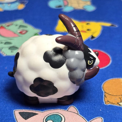 Pokemon Dubwool Figure Finger Puppet 2020 Nintendo Bandai PVC Vintage Japan USA