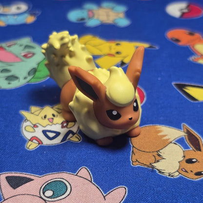 Pokemon Flareon Figure Finger Puppet 2024 Nintendo Bandai PVC Japan USA Toy