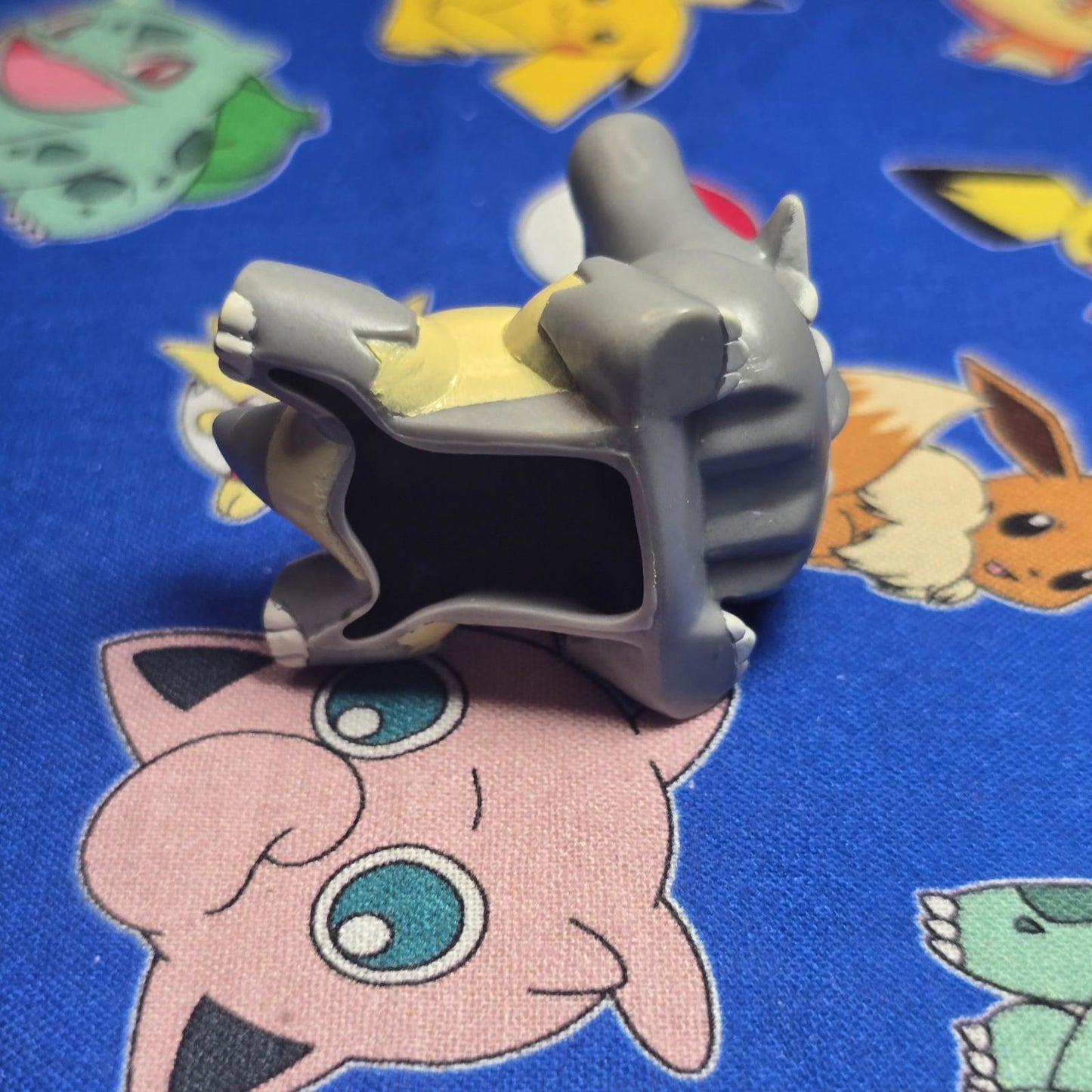 Pokemon Bastiodon Figure Finger Puppet 2009 Nintendo Bandai PVC Japan USA Seller