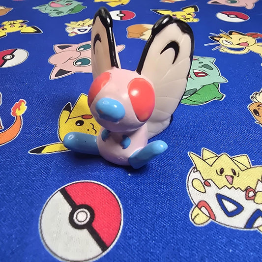 Pokemon Butterfry Pink Shiny Figure Finger Puppet 1997 Nintendo Bandai Vintage