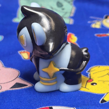 Pokemon Luxio Figure Finger Puppet 2014 Nintendo Bandai PVC Japan USA Seller