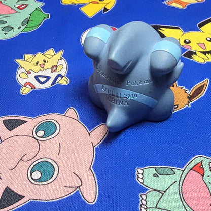Pokemon Gible Figure Finger Puppets 2010 Nintendo Bandai Japan USA Seller