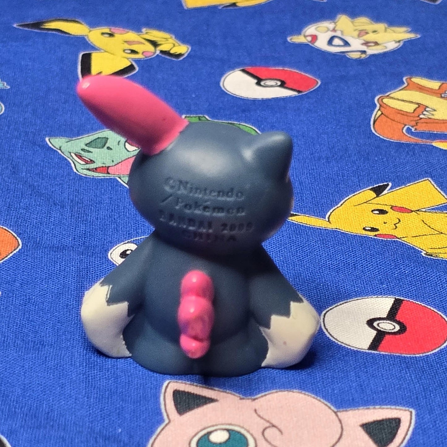 Pokemon Sneasel Figure Finger Puppet 2009 Nintendo Bandai PVC Japan US Seller