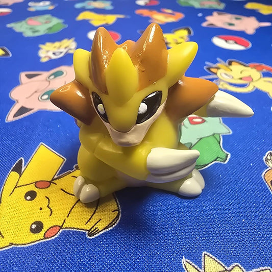 Pokemon Sandslash Dark Figure Finger Puppet 1997 Bandai Nintendo PVC Vintage USA