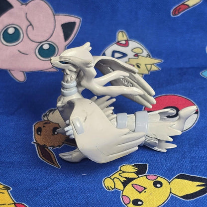 Pokemon Reshiram Tomy Authentic Figure Moncolle Japan Monster Collection Takara