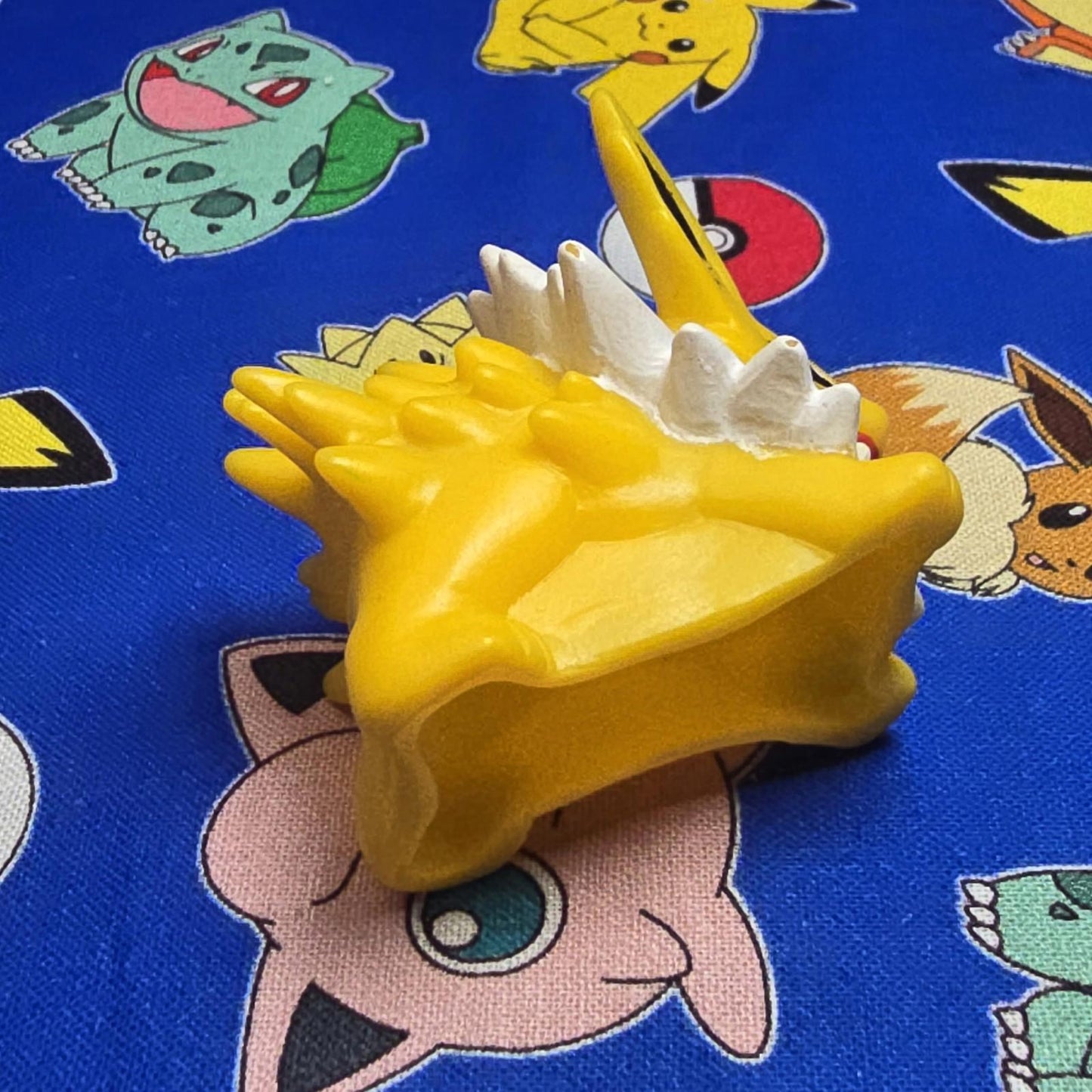 Pokemon Jolteon Figure Finger Puppet 2005 Nintendo Bandai PVC Vintage Japan US