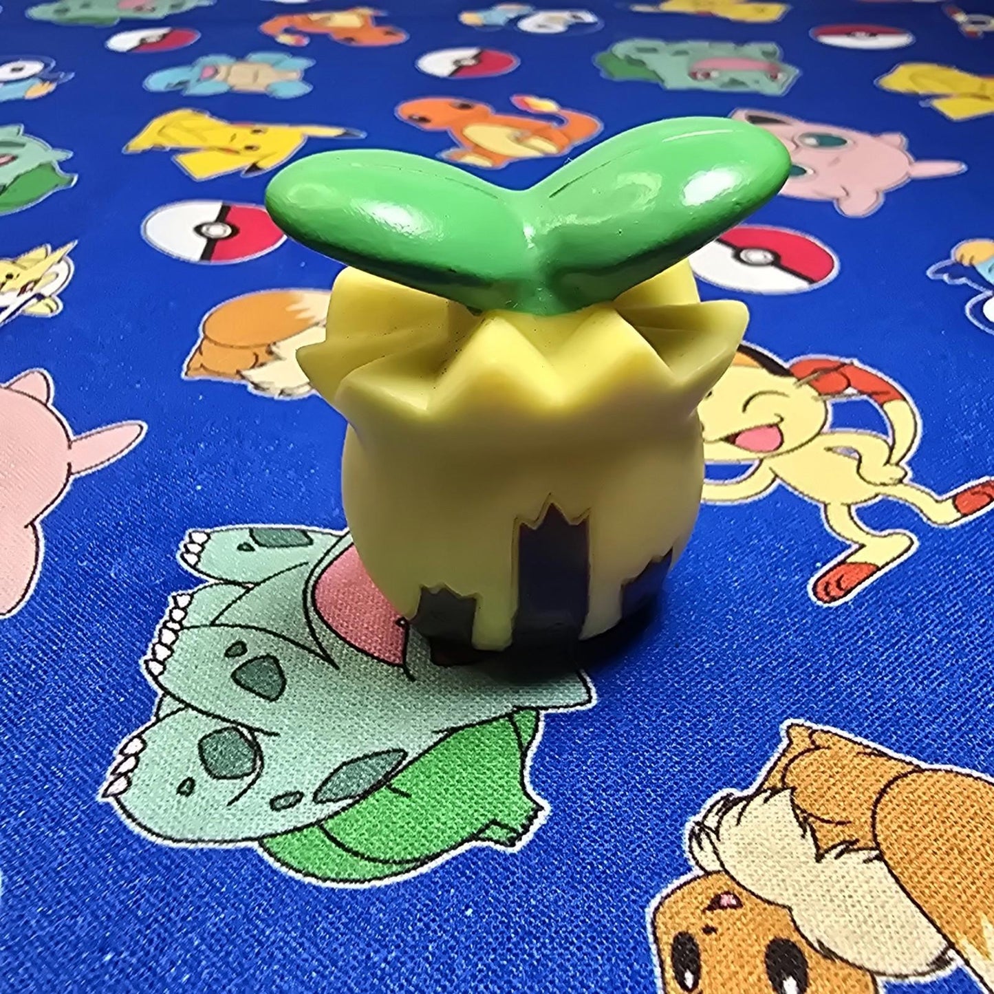 Pokemon Sunkern Figure Finger Puppet 2000 Nintendo Bandai PVC Vintage Japan USA