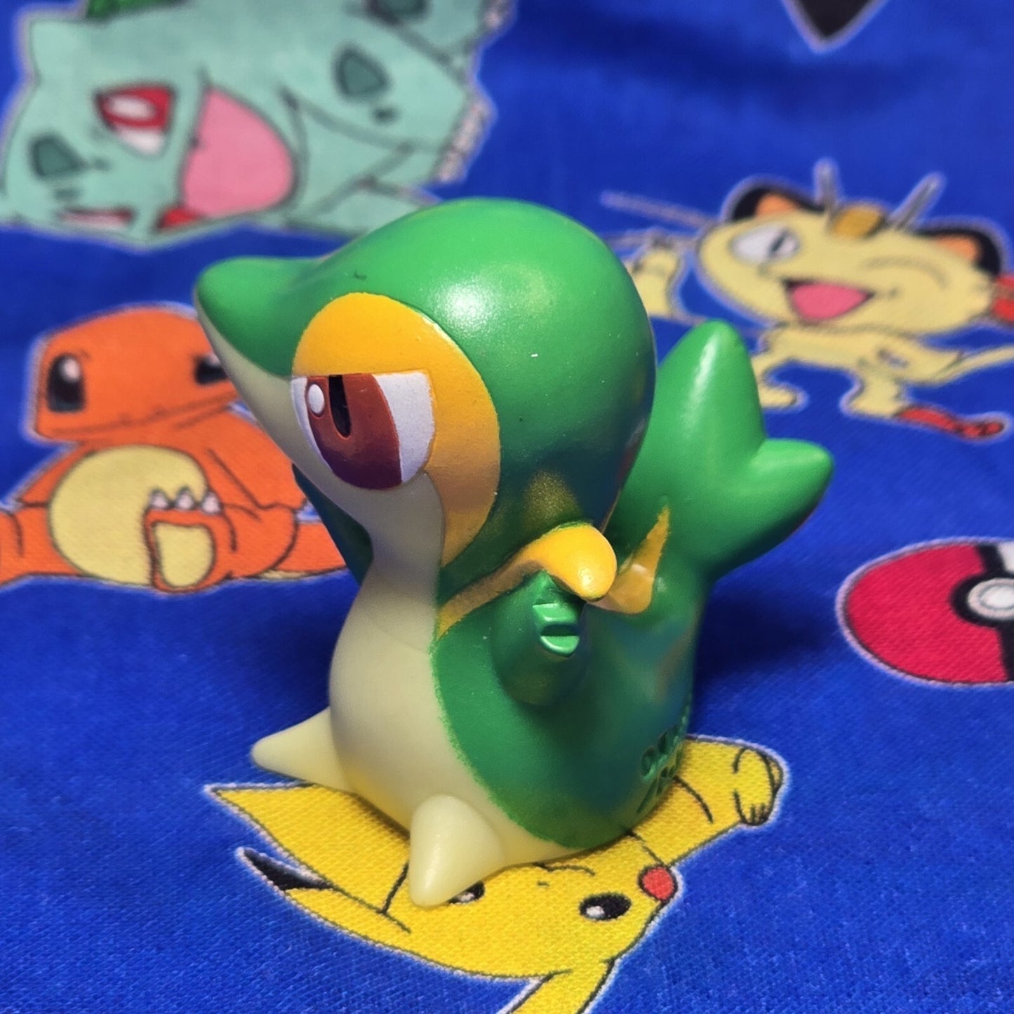 Pokemon Snivy Metallic Figure Finger Puppet 2010 Nintendo PVC Bandai Japan USA