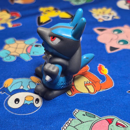 Pokemon Lucario Figure Finger Puppet 2005 Nintendo Bandai PVC Japan USA Seller