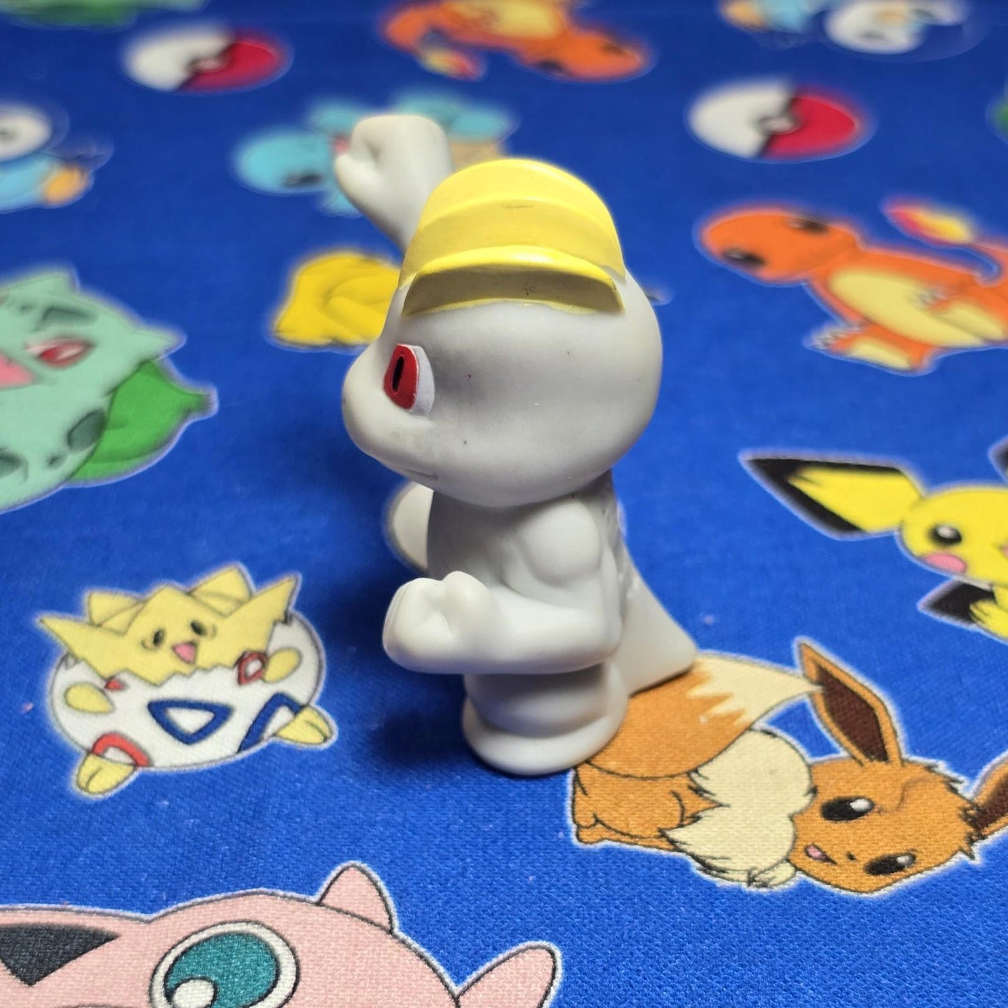 Pokemon Machop Figure Finger Puppet 2006 Nintendo PVC Japan Bandai USA Seller