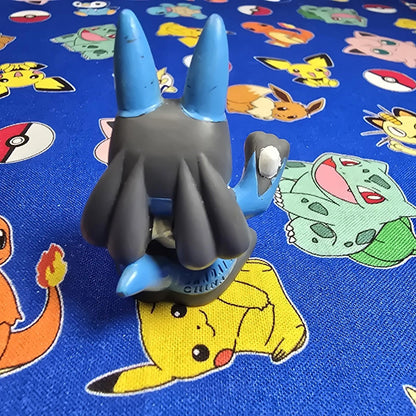 Pokemon Lucario Figure Finger Puppet 2005 Nintendo Bandai PVC Japan USA Seller