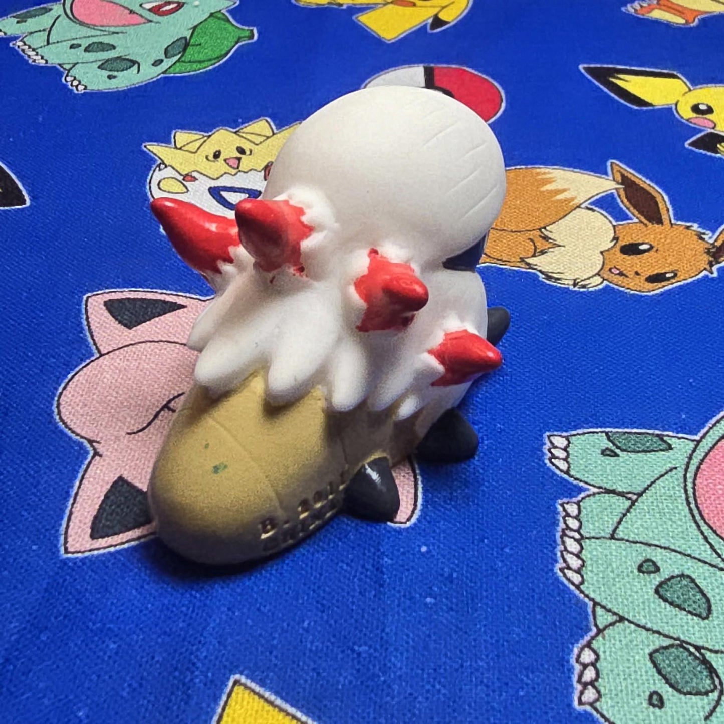 Pokemon Larvesta Figure Finger Puppet 2011 Nintendo Bandai PVC Japan US Seller