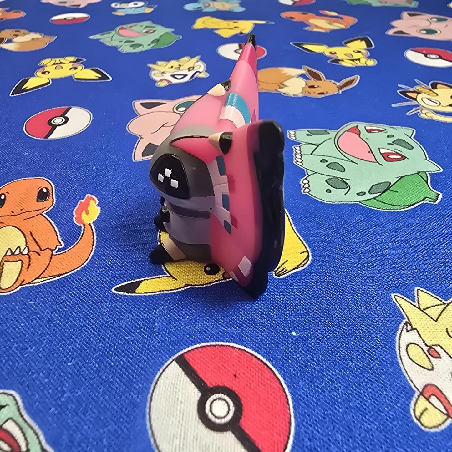 Pokemon Vivillon Figure Finger Puppet 2013 Nintendo Bandai PVC Japan USA Seller