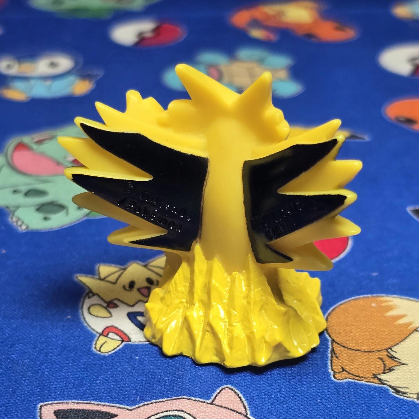 Pokemon Zapdos Figure Finger Puppet 2012 Nintendo Bandai PVC Japan USA Seller