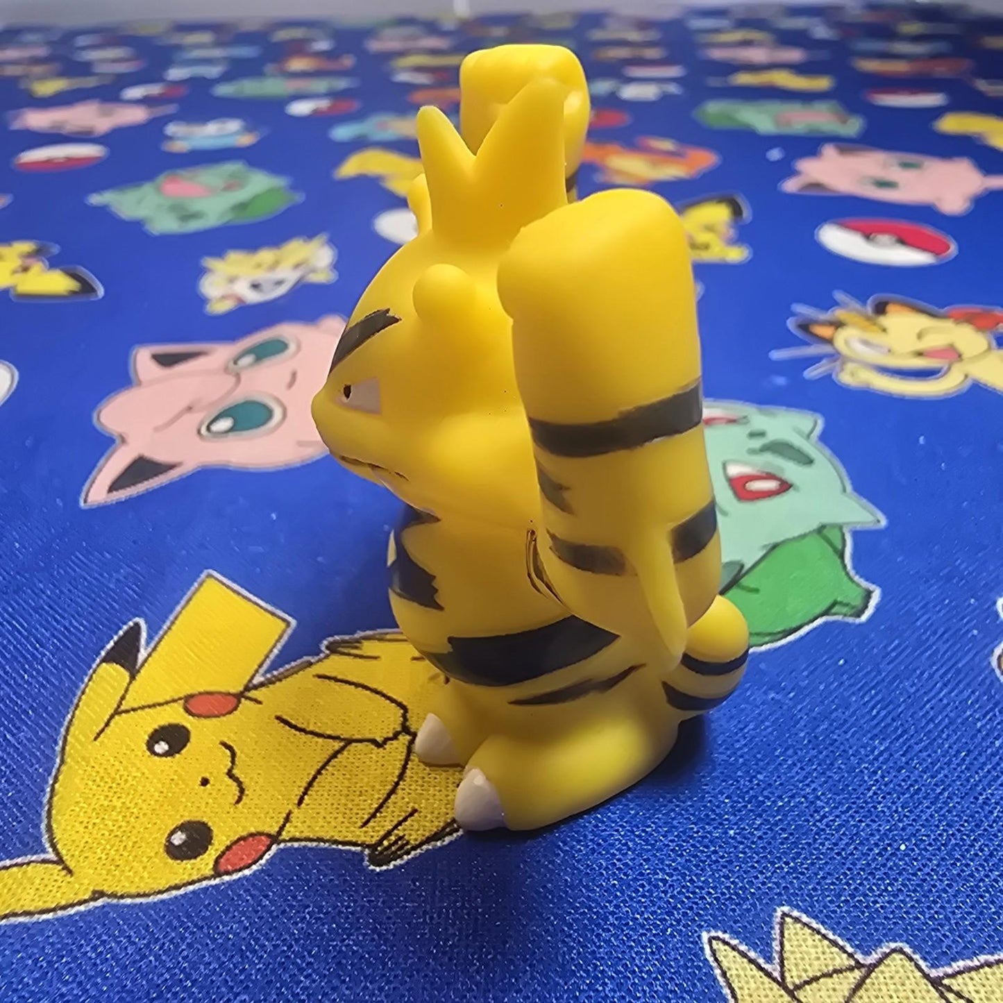Pokemon Electabuzz Figure Finger Puppet 1997 Nintendo Bandai Vintage Japan USA