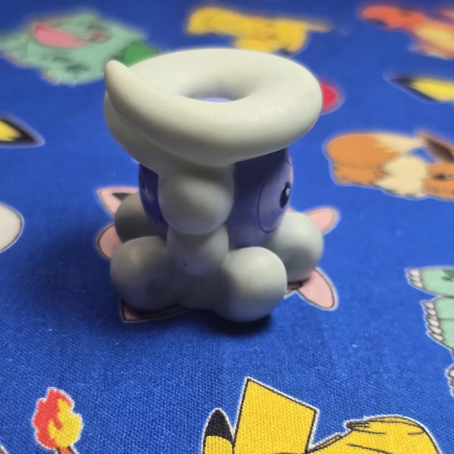 Pokemon Castform Snow Figure Finger Puppet 2004 Nintendo Bandai Vintage Japan US