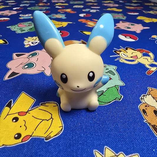 Pokemon Minun Figure Finger Puppet 2010 Nintendo Bandai PVC Vintage Japan US