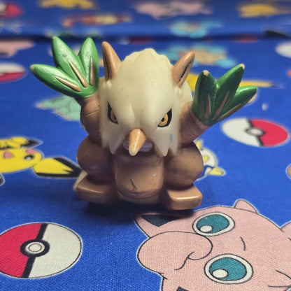 Pokemon Shiftry Figure Finger Puppet 2004 Nintendo Bandai PVC Vintage Japan USA