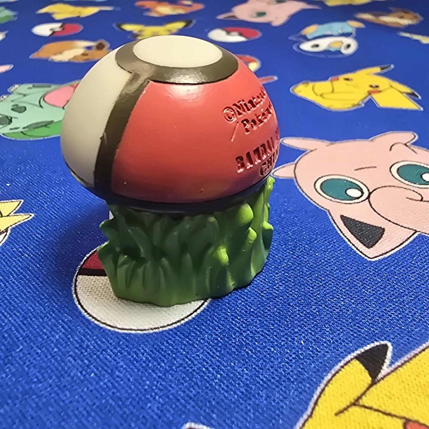 Pokemon Foongus Figure Finger Puppet 2010 Nintendo Bandai PVC Japan USA Seller