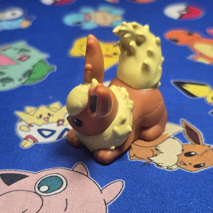 Pokemon Flareon Figure Finger Puppet 2022 Nintendo Bandai PVC Japan USA Toy