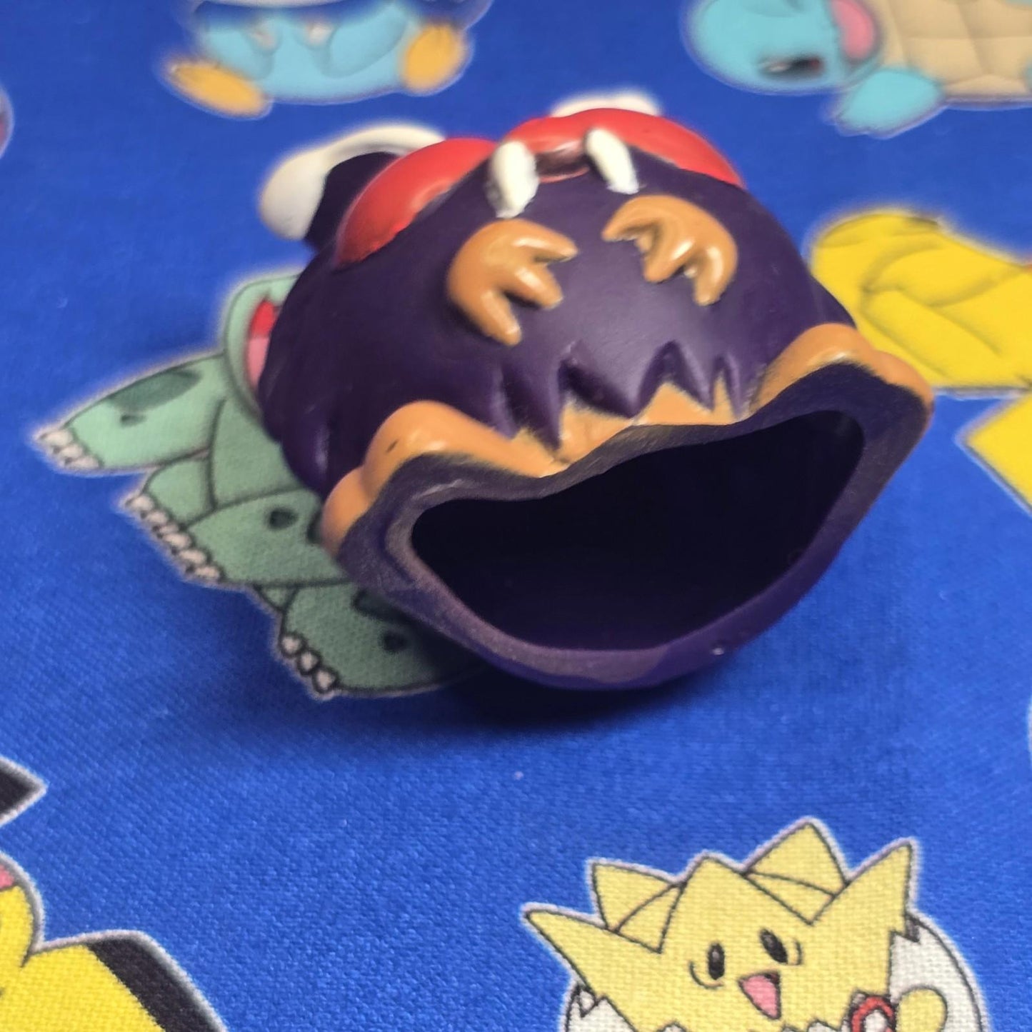 Pokemon Venonat Dark Board Figure Finger Puppet 1997 Bandai Nintendo Vintage US