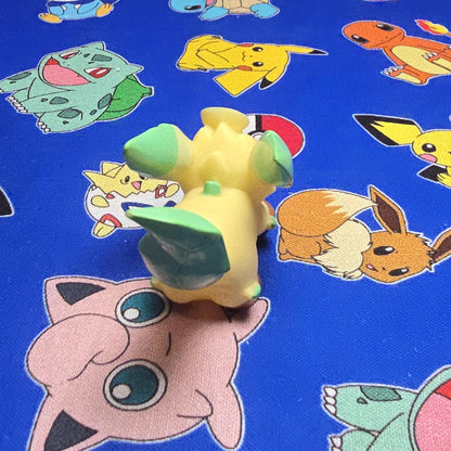 Pokemon Leafeon Figure Finger Puppet 2009 Nintendo Bandai PVC Japan USA Seller