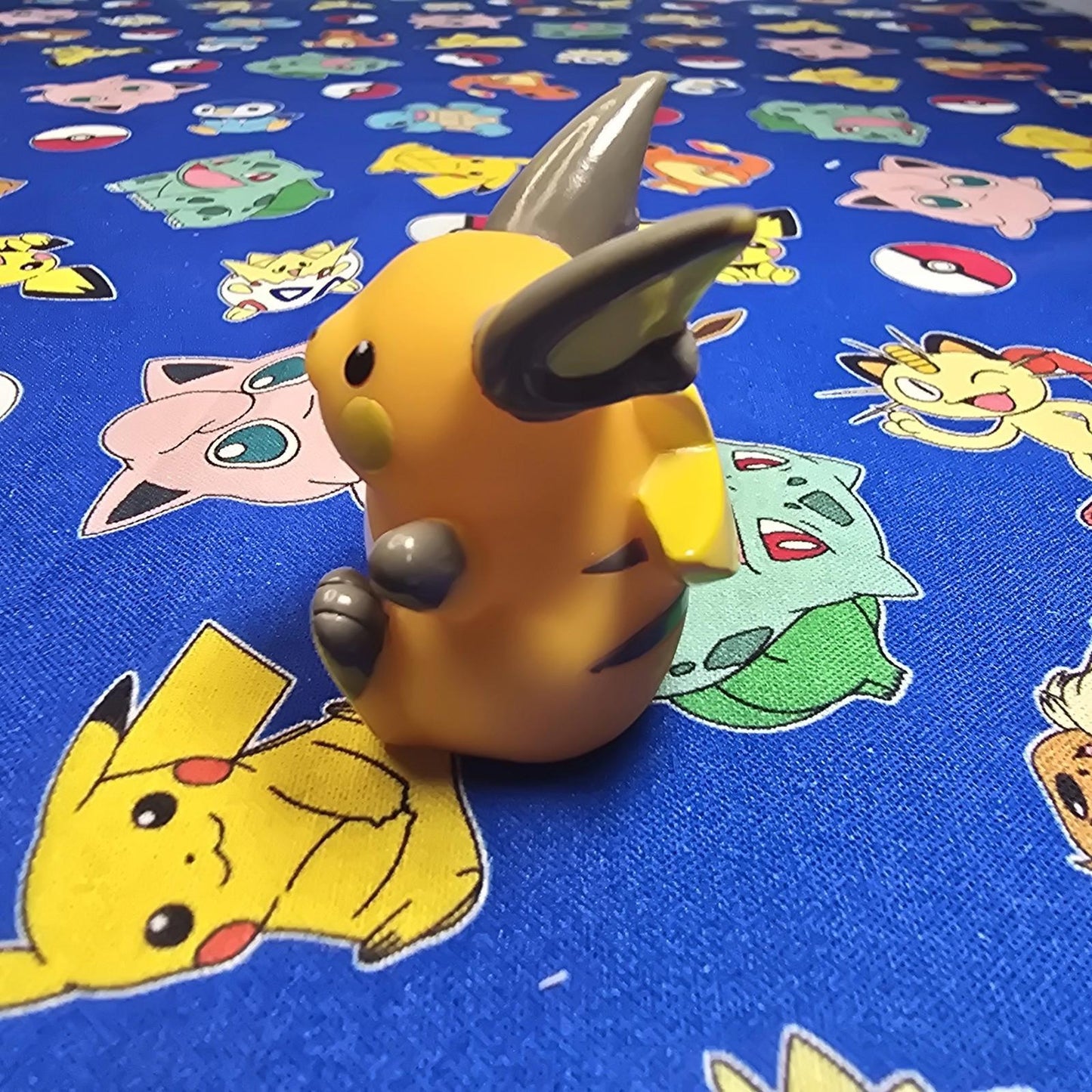 Pokemon Raichu Figure Finger Puppet 2006 Nintendo Bandai PVC Japan US Seller