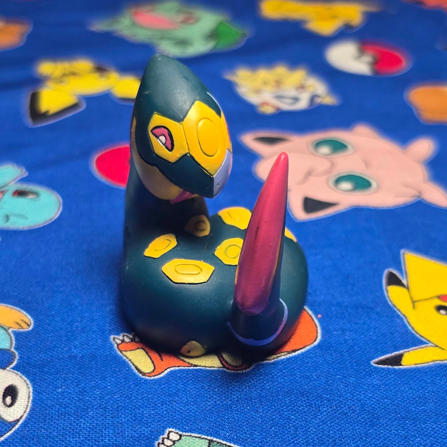 Pokemon Seviper Figure Finger Puppet 2005 Nintendo Bandai PVC Vintage Japan USA