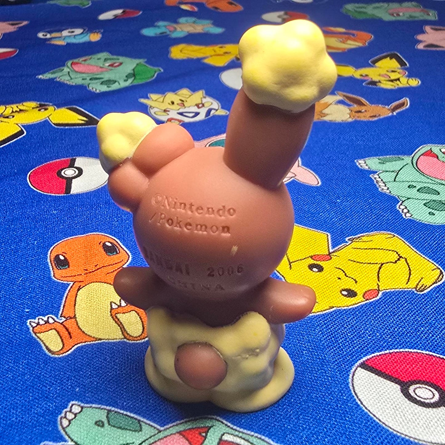 Pokemon Buneary Figure Finger Puppet 2006 Nintendo Bandai PVC Vintage Japan USA