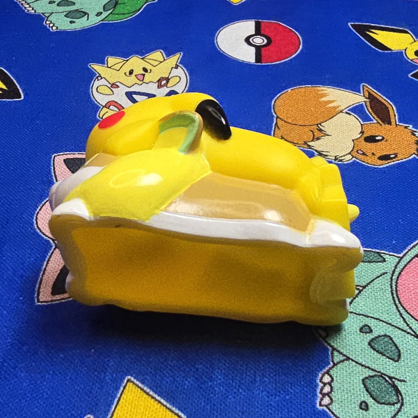 Pokemon Pikachu & Yamper Figure Finger Puppet Nintendo Bandai Japan USA Seller
