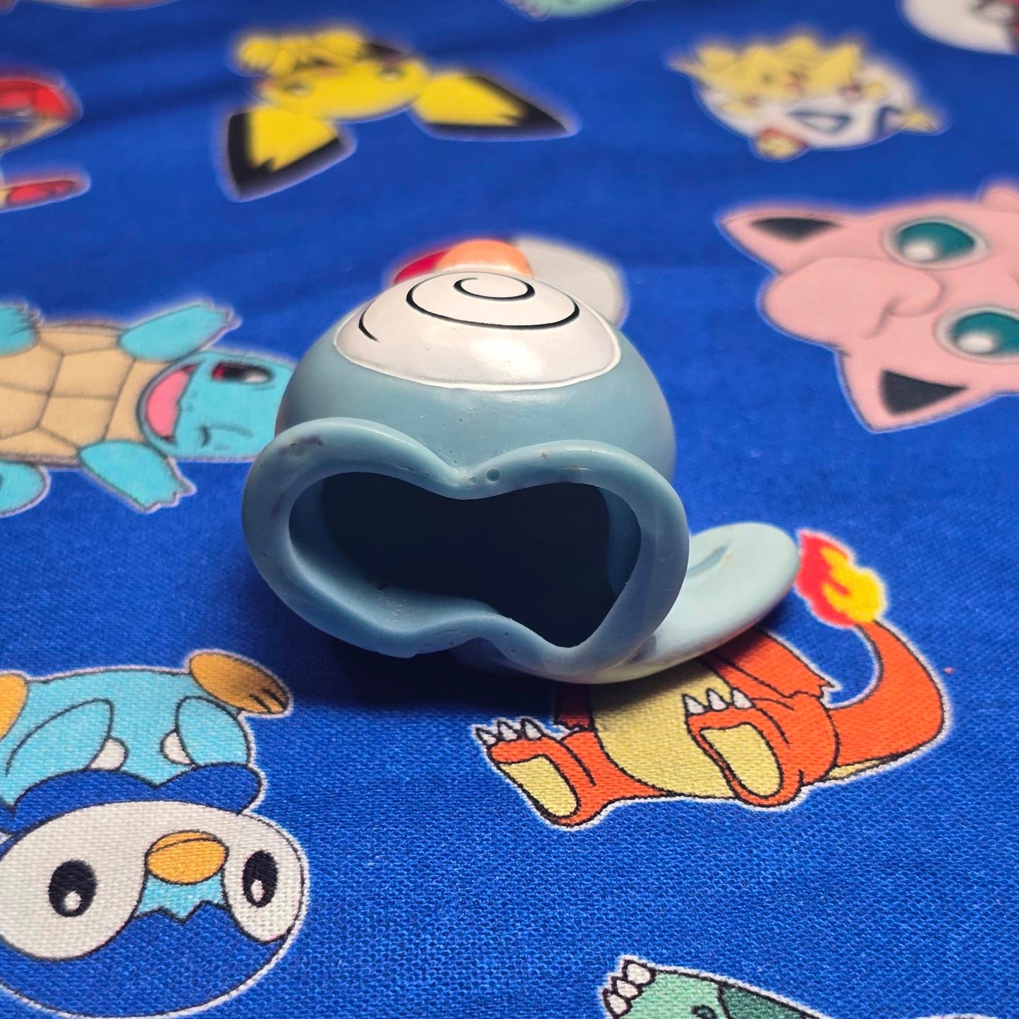 Pokemon Poliwag Figure Finger Puppet 1997 Bandai Nintendo PVC Vintage Japan USA