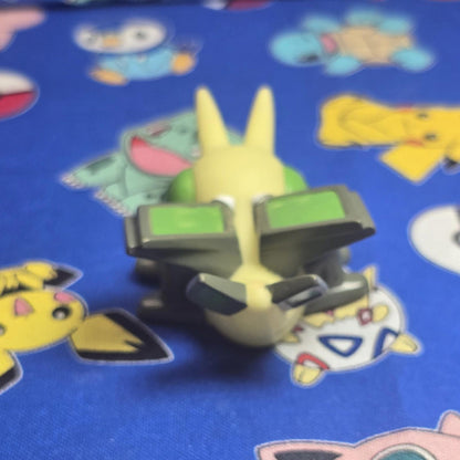 Pokemon Vibrava Figure Finger Puppet 2004 Nintendo Bandai PVC Vintage Japan USA