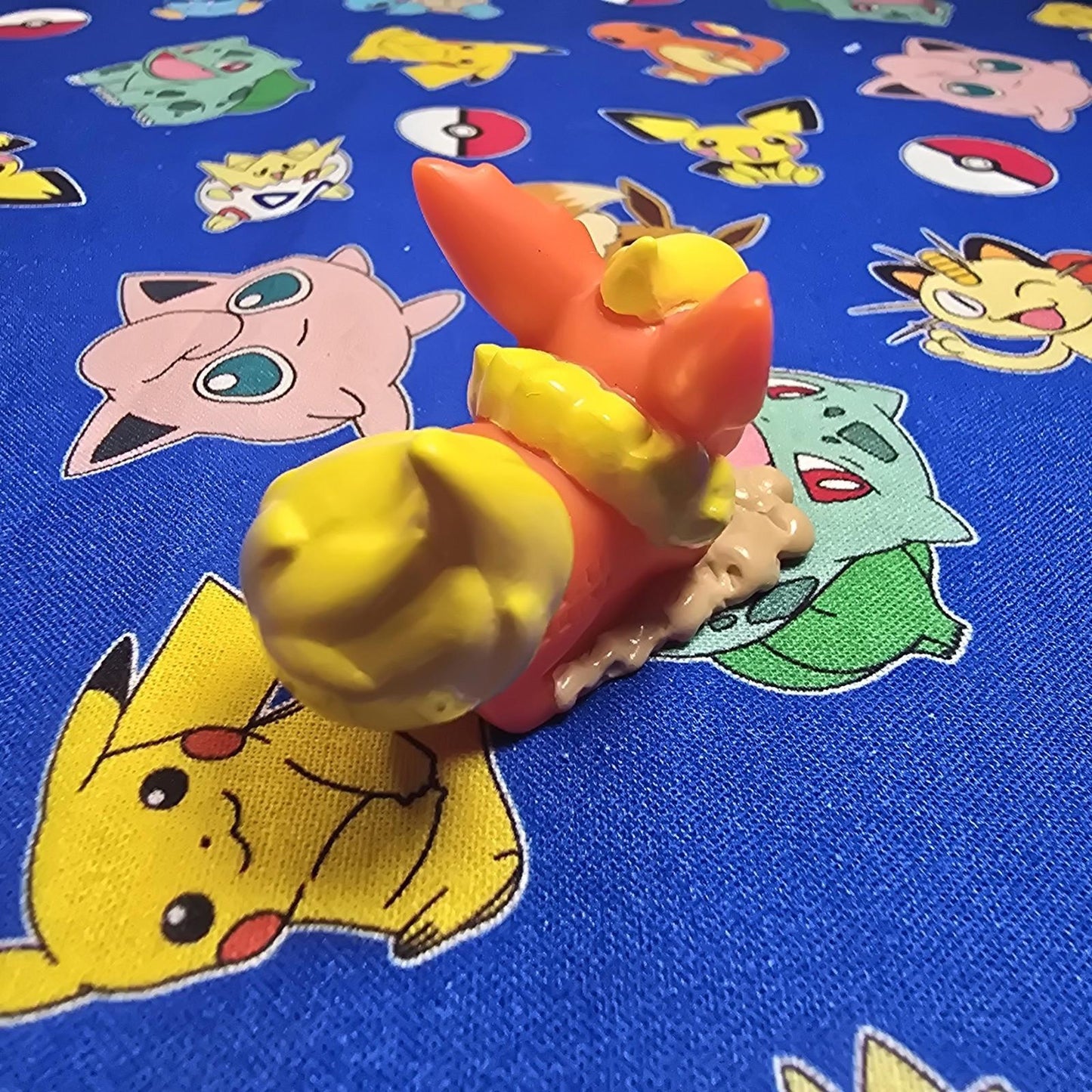 Pokemon Flareon Figure Finger Puppet 2013 Nintendo Bandai Japan PVC USA Seller