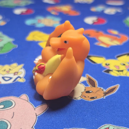 Pokemon Charizard Figure Finger Puppet 2021 Nintendo Bandai Japan USA Seller Toy