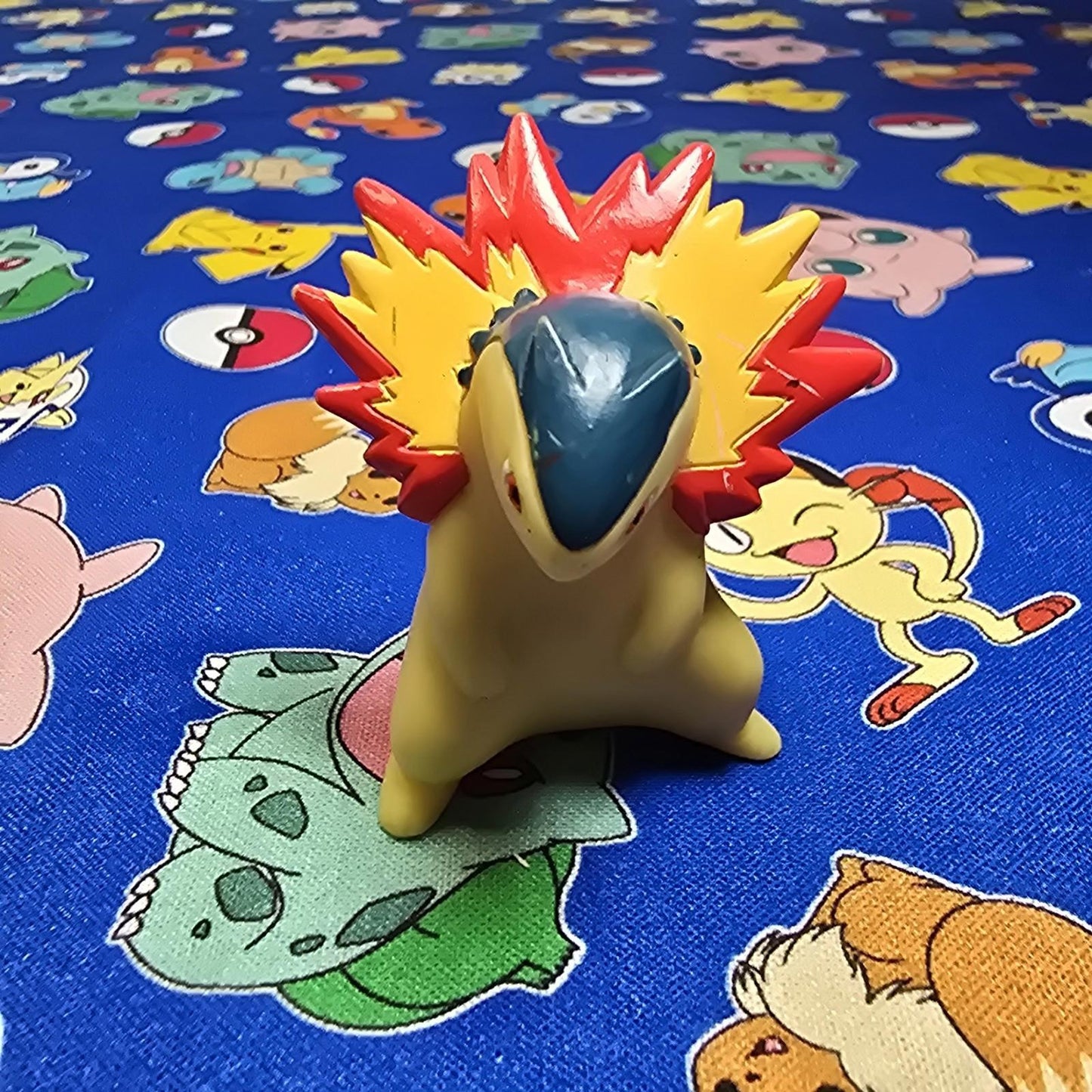 Pokemon Typhlosion Figure Finger Puppet 2001 Nintendo Bandai Vintage Japan USA