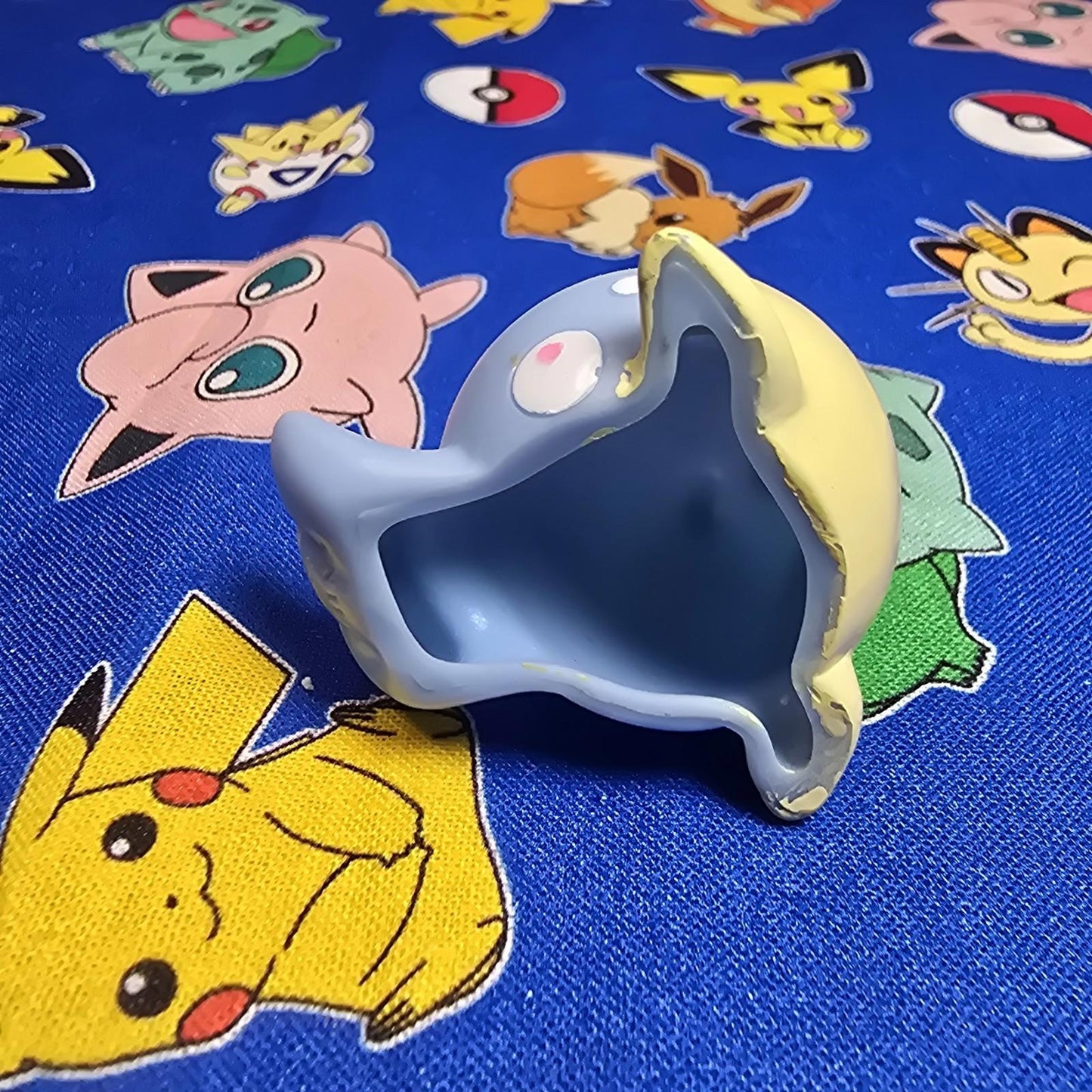 Pokemon Spheal Figure Finger Puppet 2005 Nintendo Bandai Vintage PVC Japan USA