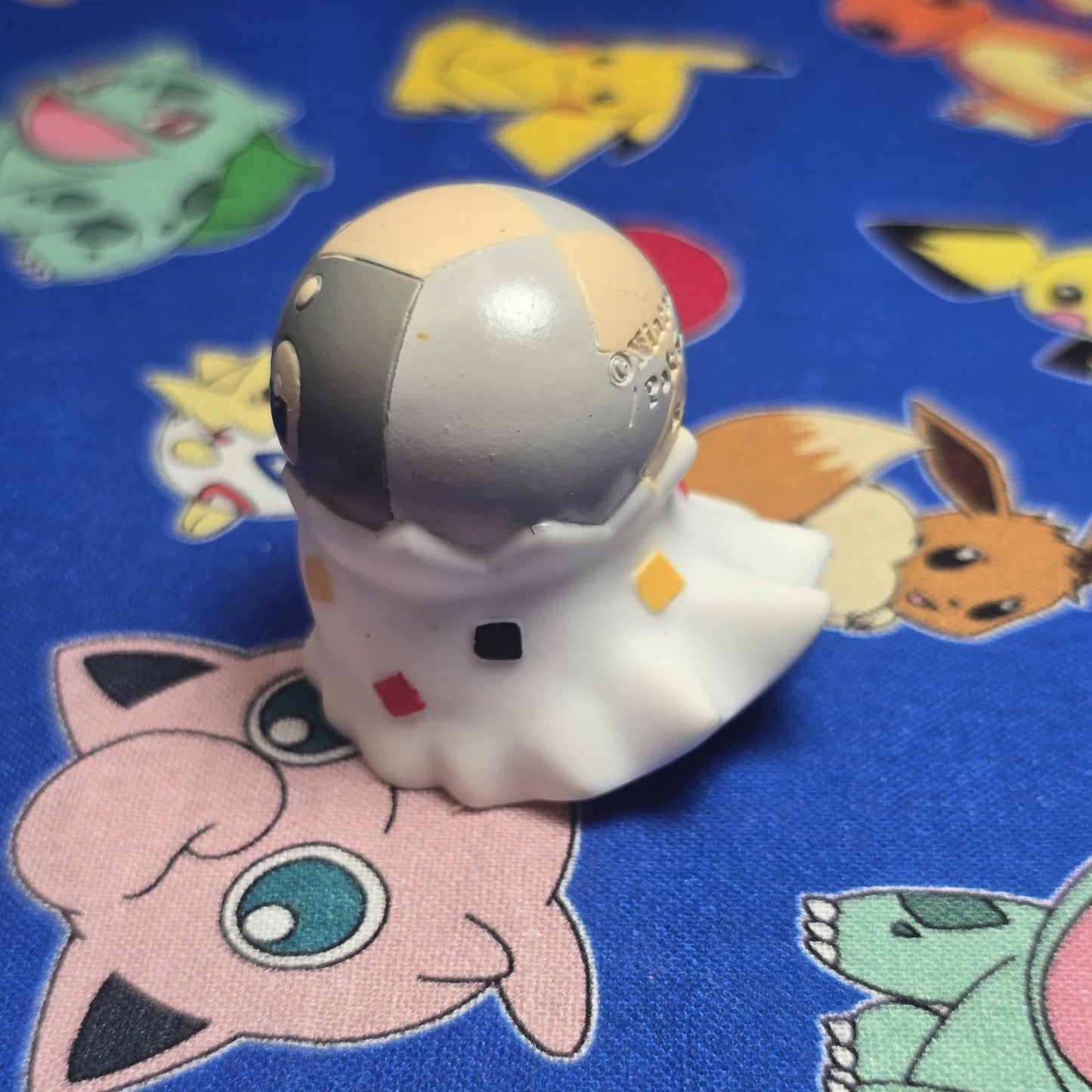 Pokemon Spewpa Figure Finger Puppet 2013 Nintendo Bandai PVC Japan USA Seller