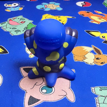 Pokemon  Grapploct Figure Finger Puppet 2021 Nintendo Bandai Japan USA Seller