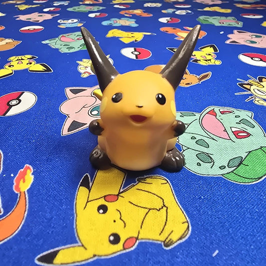 Pokemon Raichu Figure Finger Puppet 1996 Nintendo PVC Bandai Vintage USA Seller