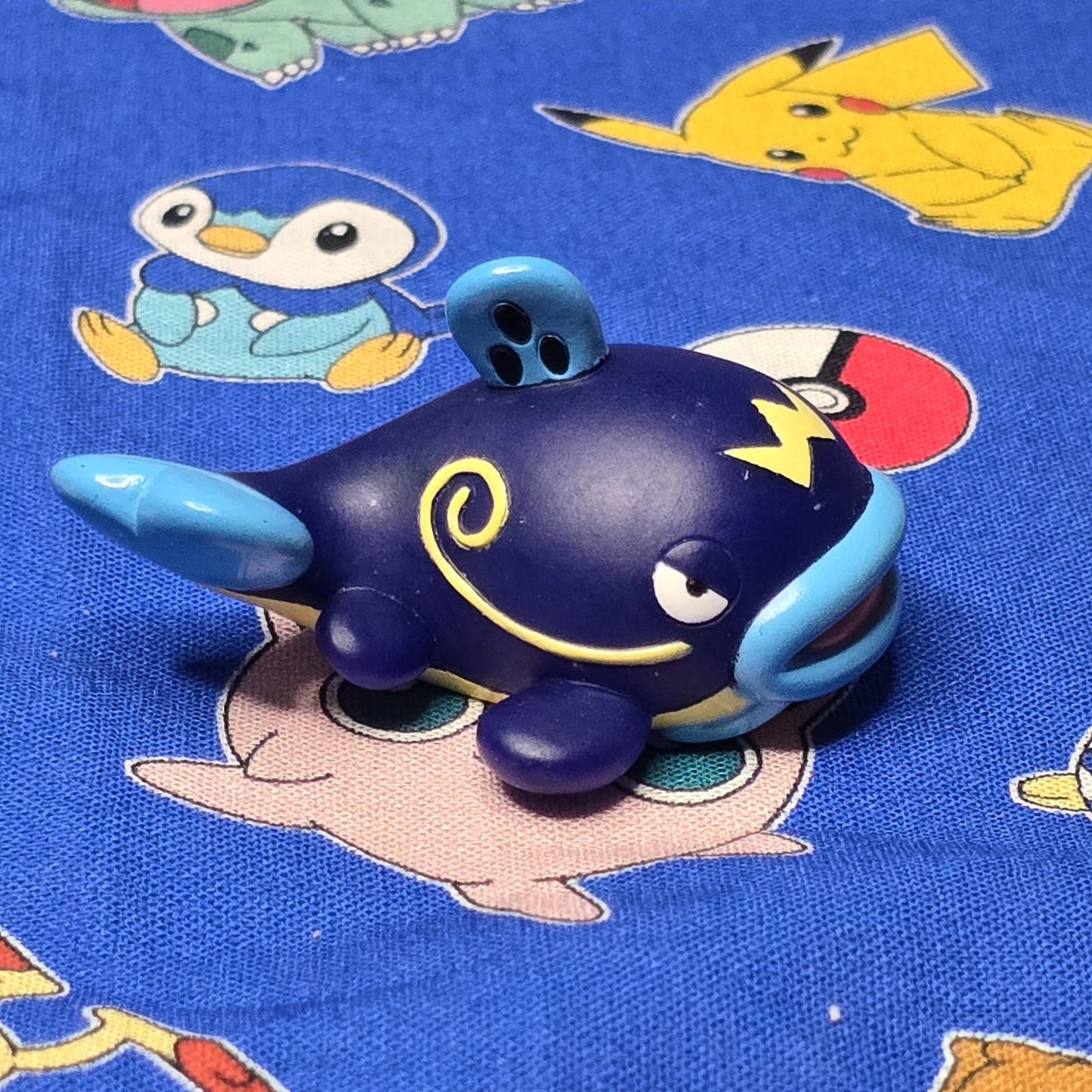 Pokemon Whiscash Figure Finger Puppet 2009 Nintendo Bandai PVC Japan USA Seller