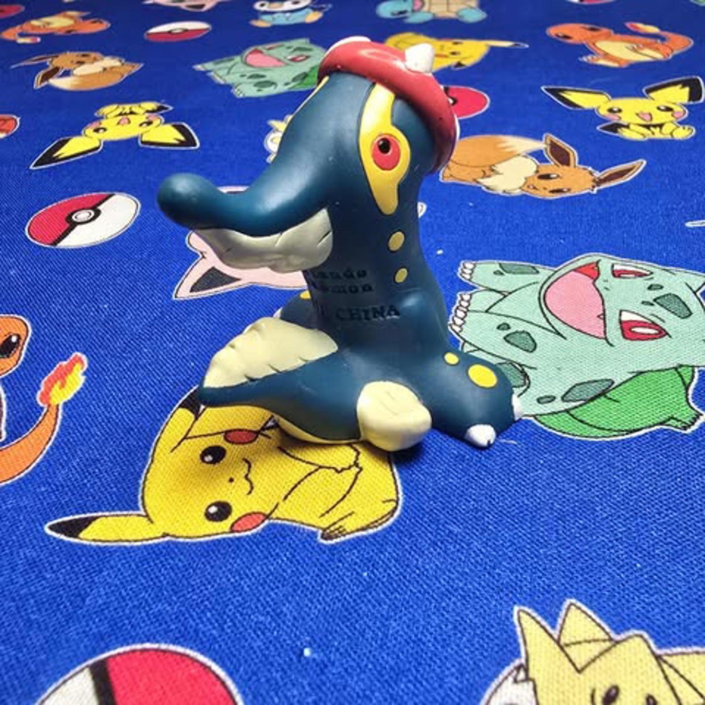 Pokemon Eelektross Figure Finger Puppet 2011 Nintendo Bandai PVC Japan USA Store