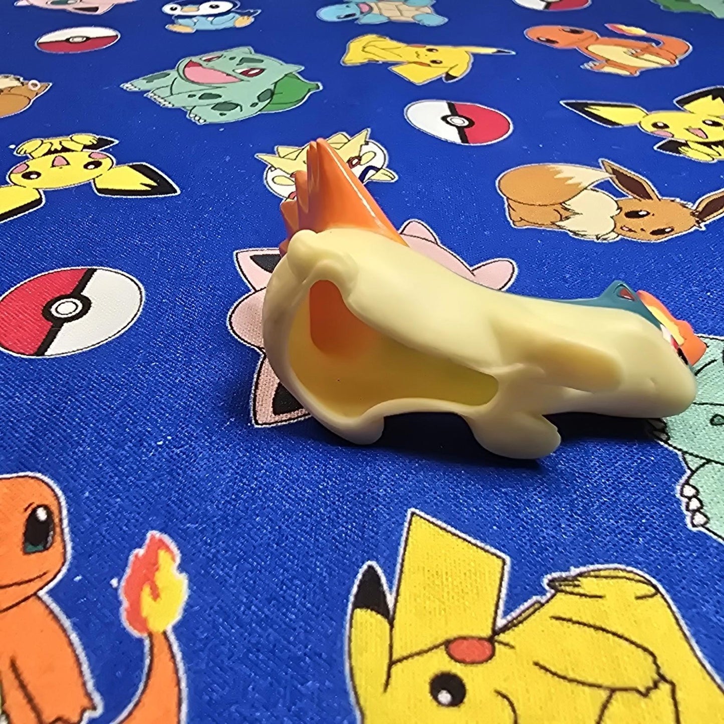 Pokemon Quilava Figure Finger Puppet 2000 Nintendo Bandai PVC Vintage Japan USA